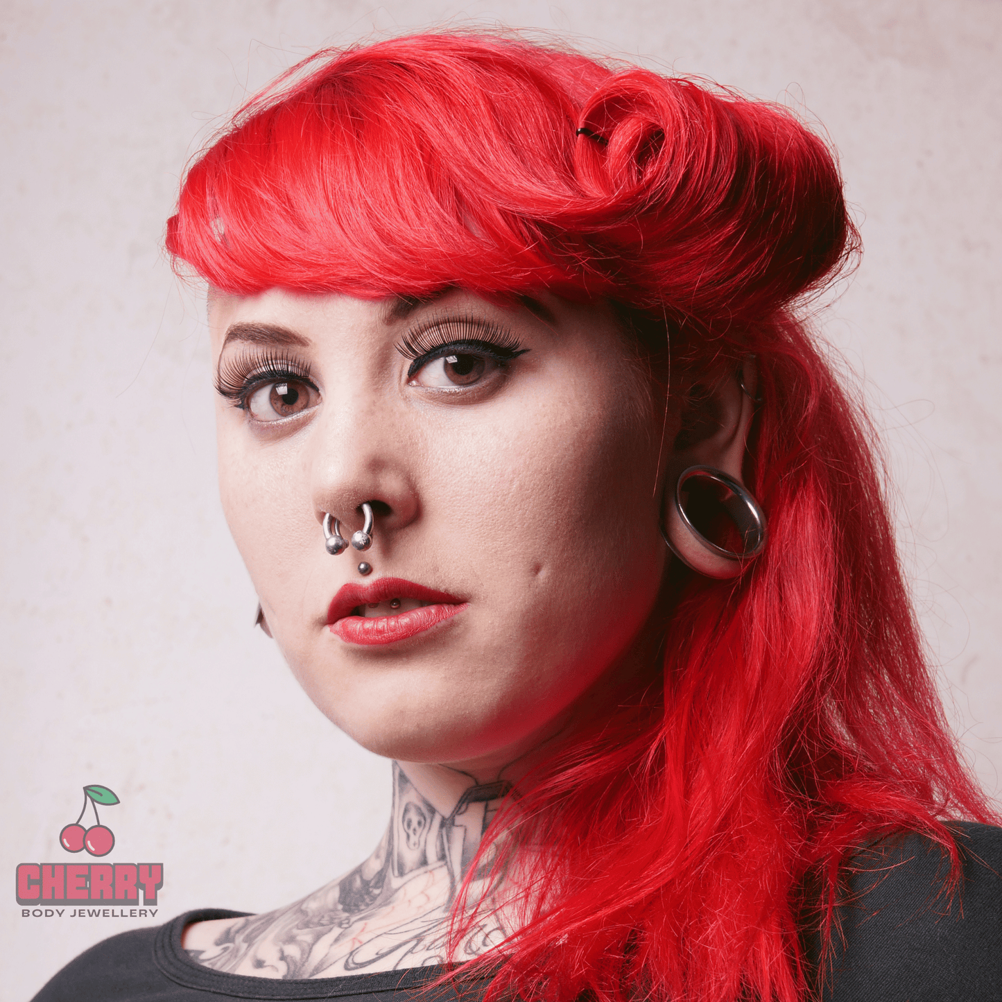 Titanium Ball Circular Horseshoe Internally Threaded 18g-00g