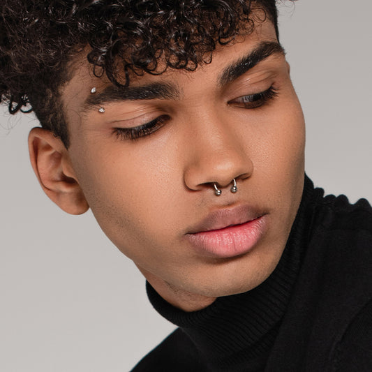 Titanium Prong Set Gem Curved Piercing Barbell Model