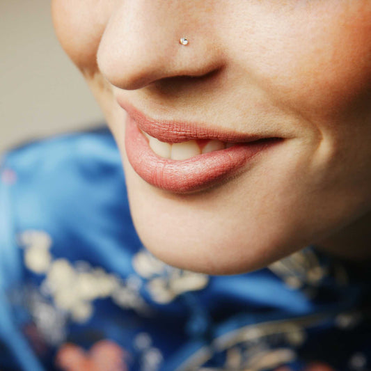 Titanium Silver 'L' Bend Clear Gem Nose Stud model
